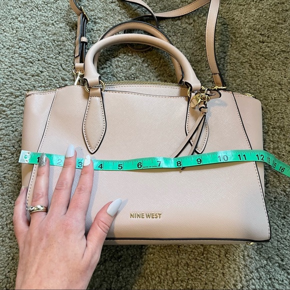 Nine West Paisley Jet Satchel light pink - Picture 4 of 10